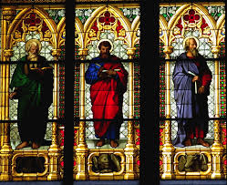 Vitral com os evangelistas dos sinópticos
